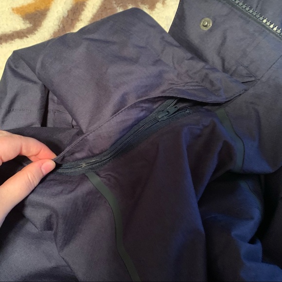 Men’s Columbia Parka - Picture 5 of 7